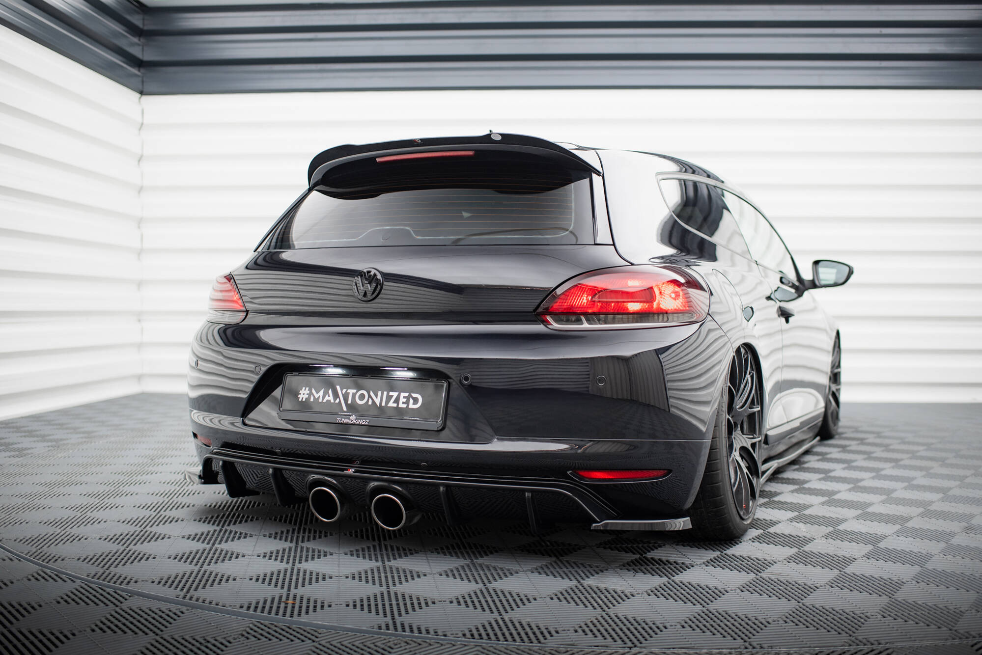 Diffuser V.2 Volkswagen Scirocco Mk3 (Wydech R32)