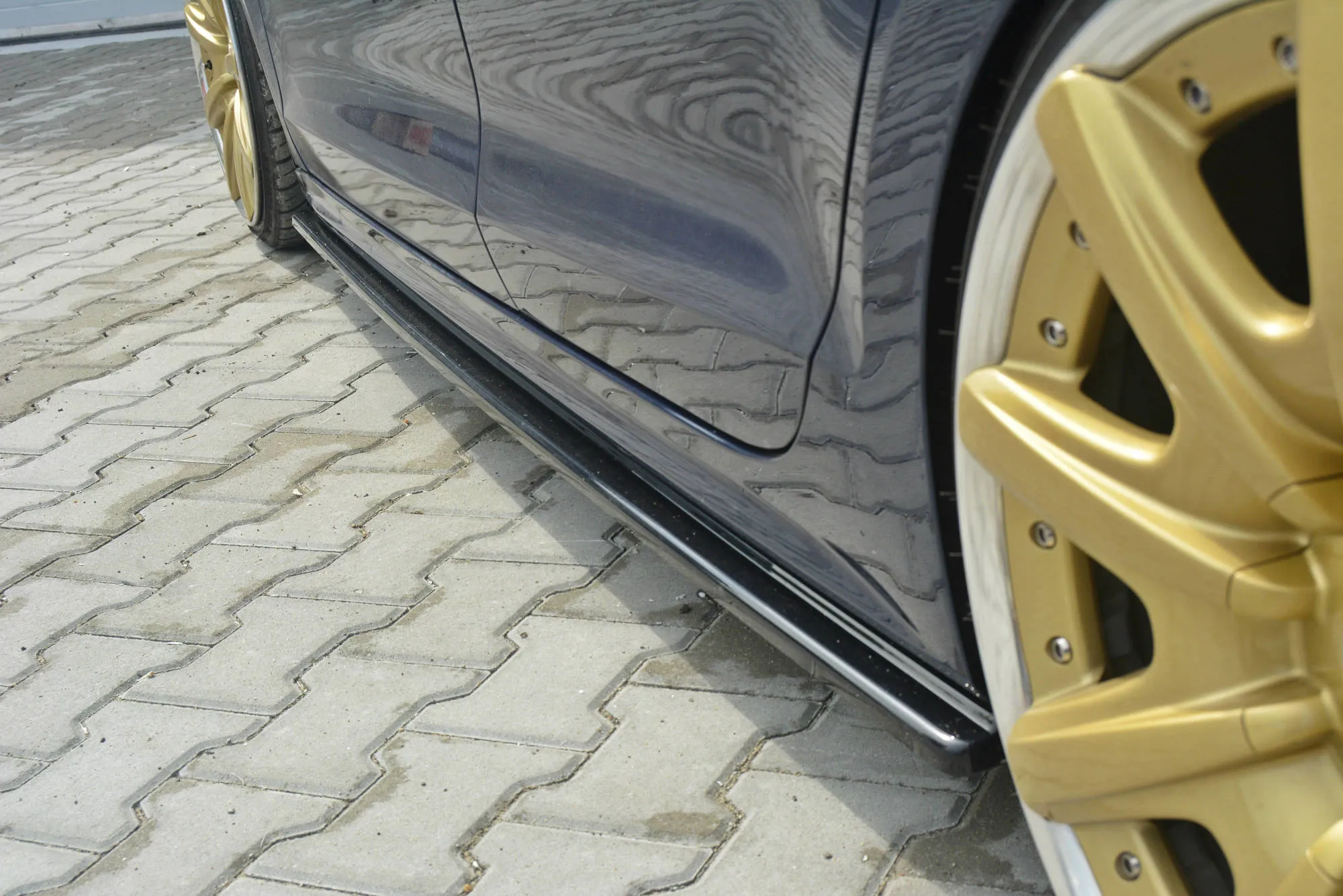 Sideskjørt VW JETTA MK6 SEDAN