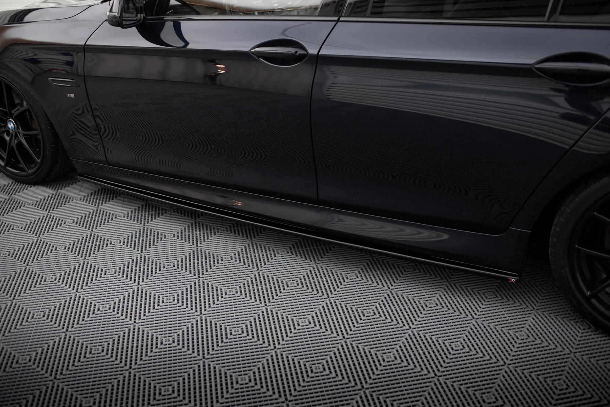 Sideskjørt BMW 5 F10/ F11 M-POWER/ M-PACK - Bilde 2