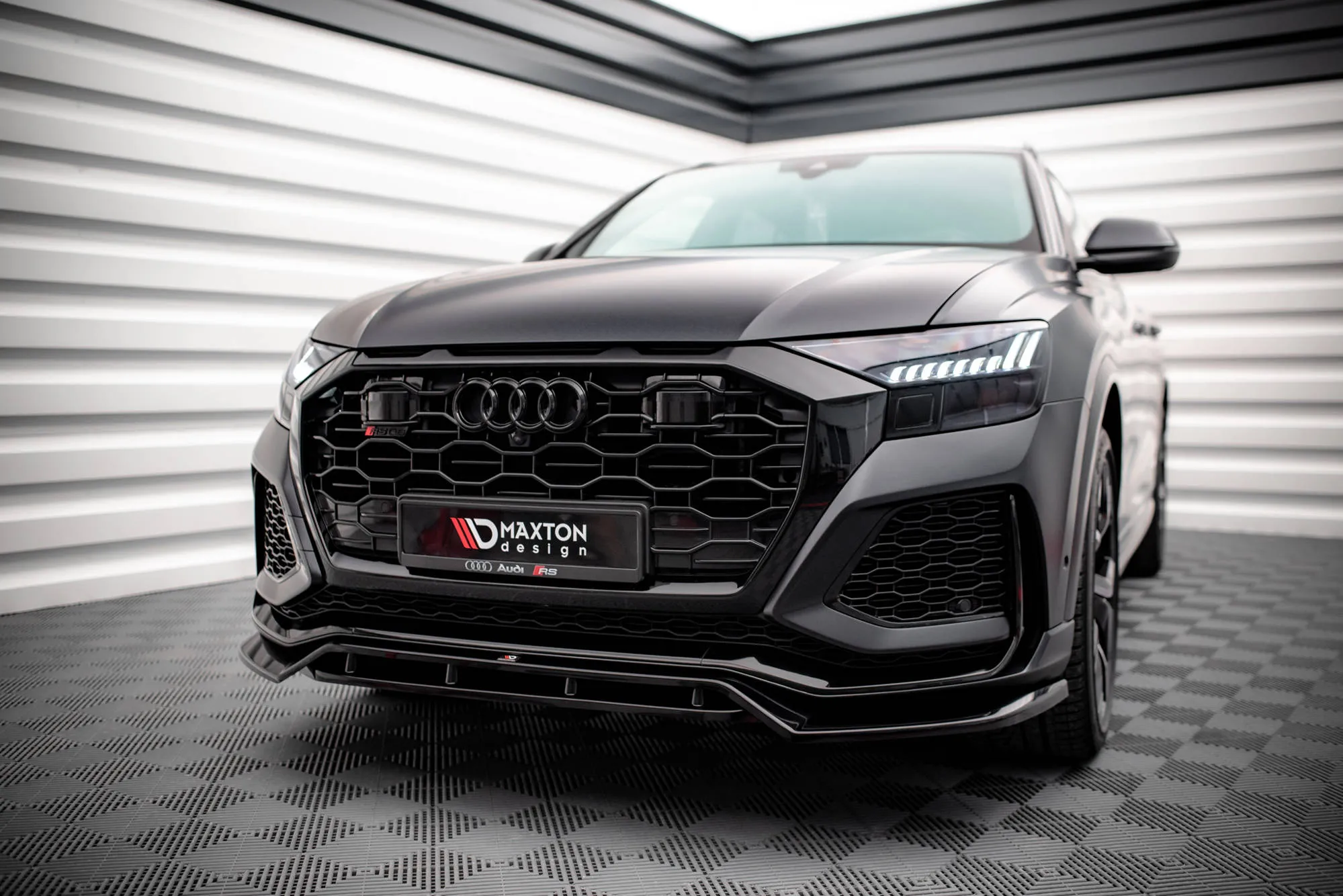 Splittersett Audi RSQ8 Mk1