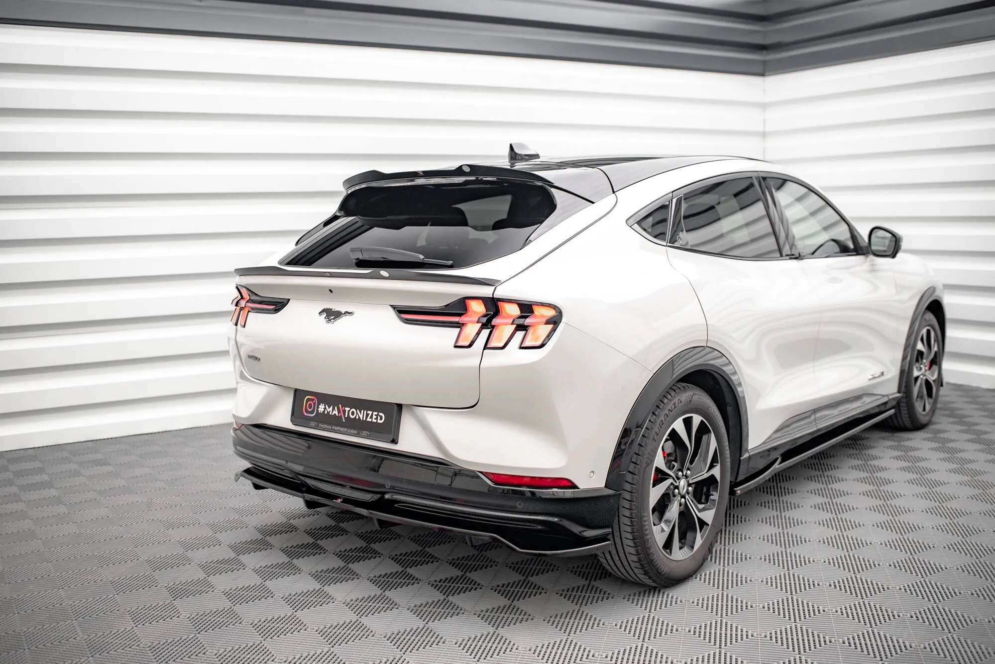 Splittersett Ford Mustang Mach-E Mk1 - Bilde 12