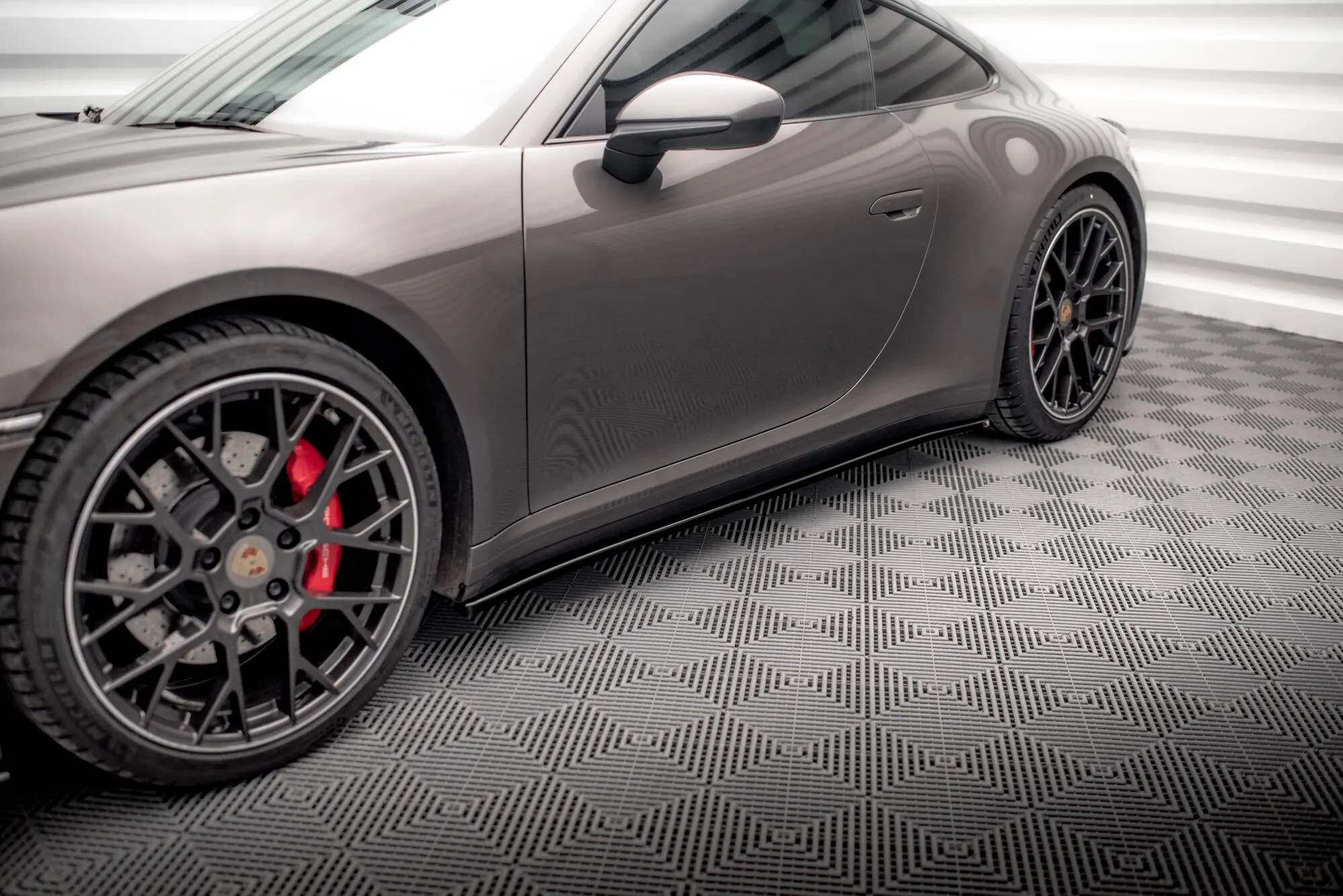 Splittersett Porsche 911 Carrera 4S 992 - Bilde 5