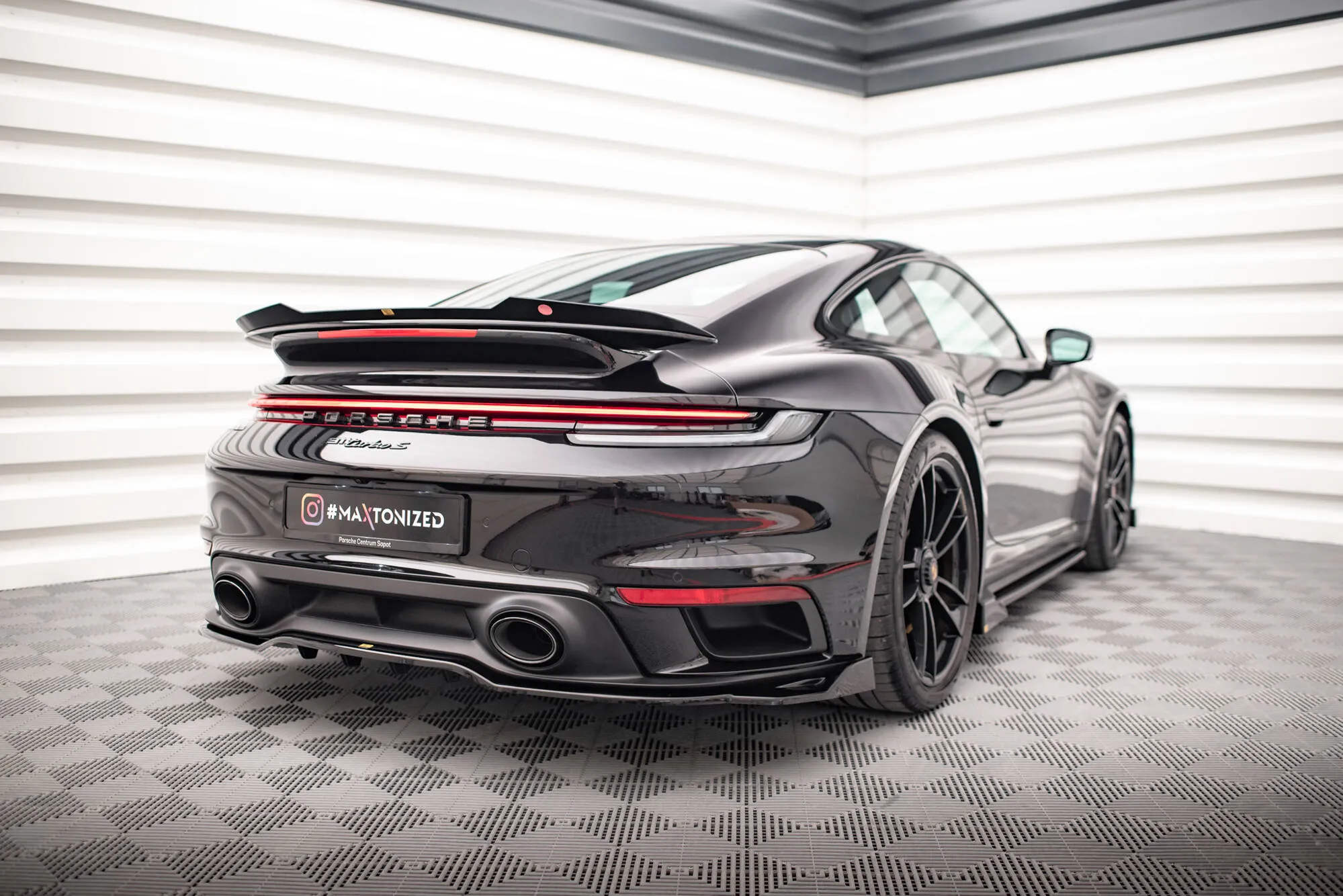 Splittersett Porsche 911 Turbo S 992 - Bilde 11