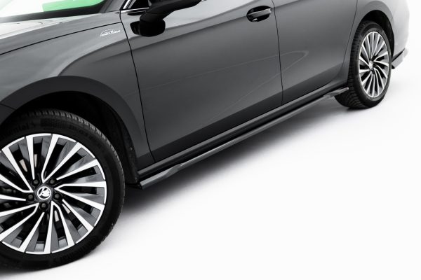 Splittersett V.1 Skoda Superb Sedan Mk4