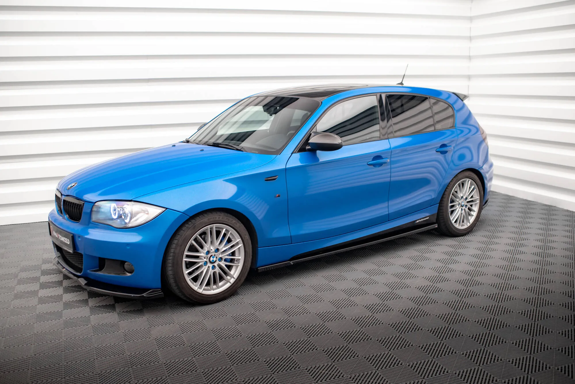 Sideskjørt BMW 1 M-Pack E87 Facelift - Bilde 3