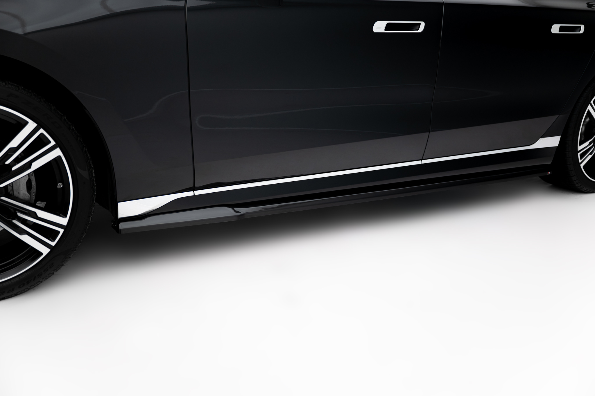 Sideskjørt BMW 7 G70