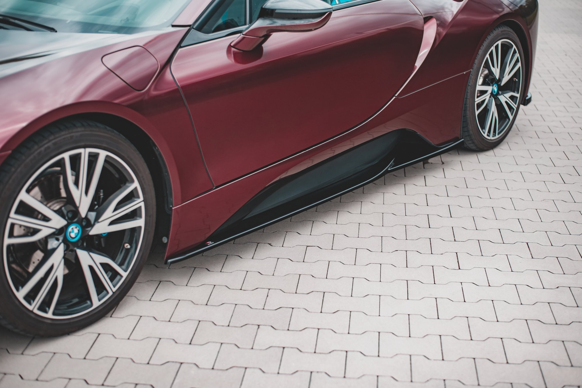 Sideskjørt BMW i8