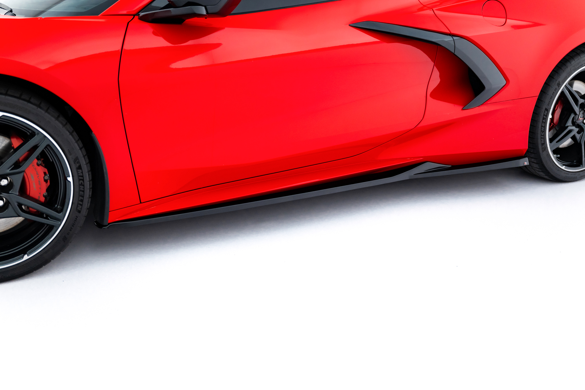 Sideskjørt Chevrolet Corvette C8