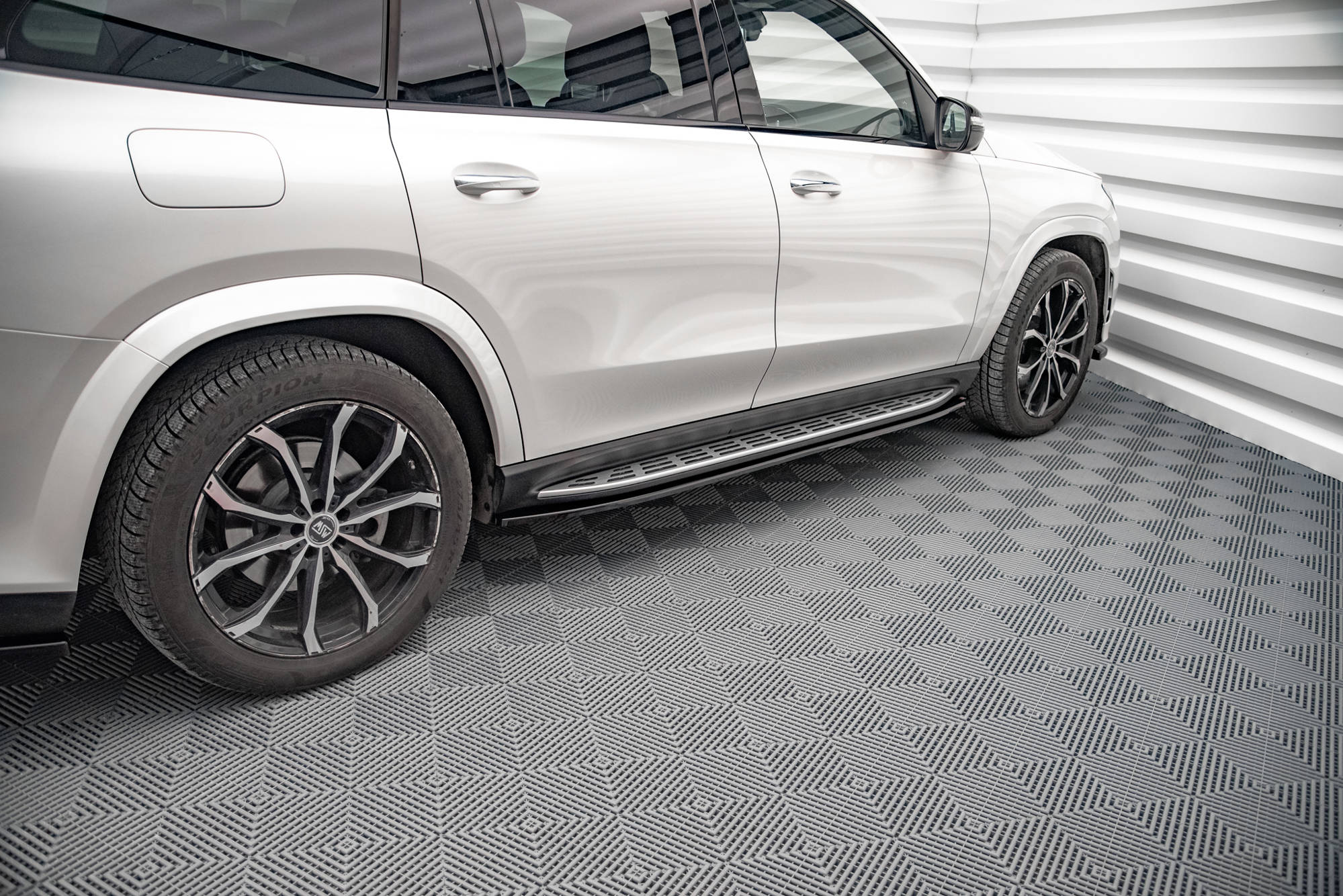 Sideskjørt Mercedes-Benz GLS AMG-Line X167