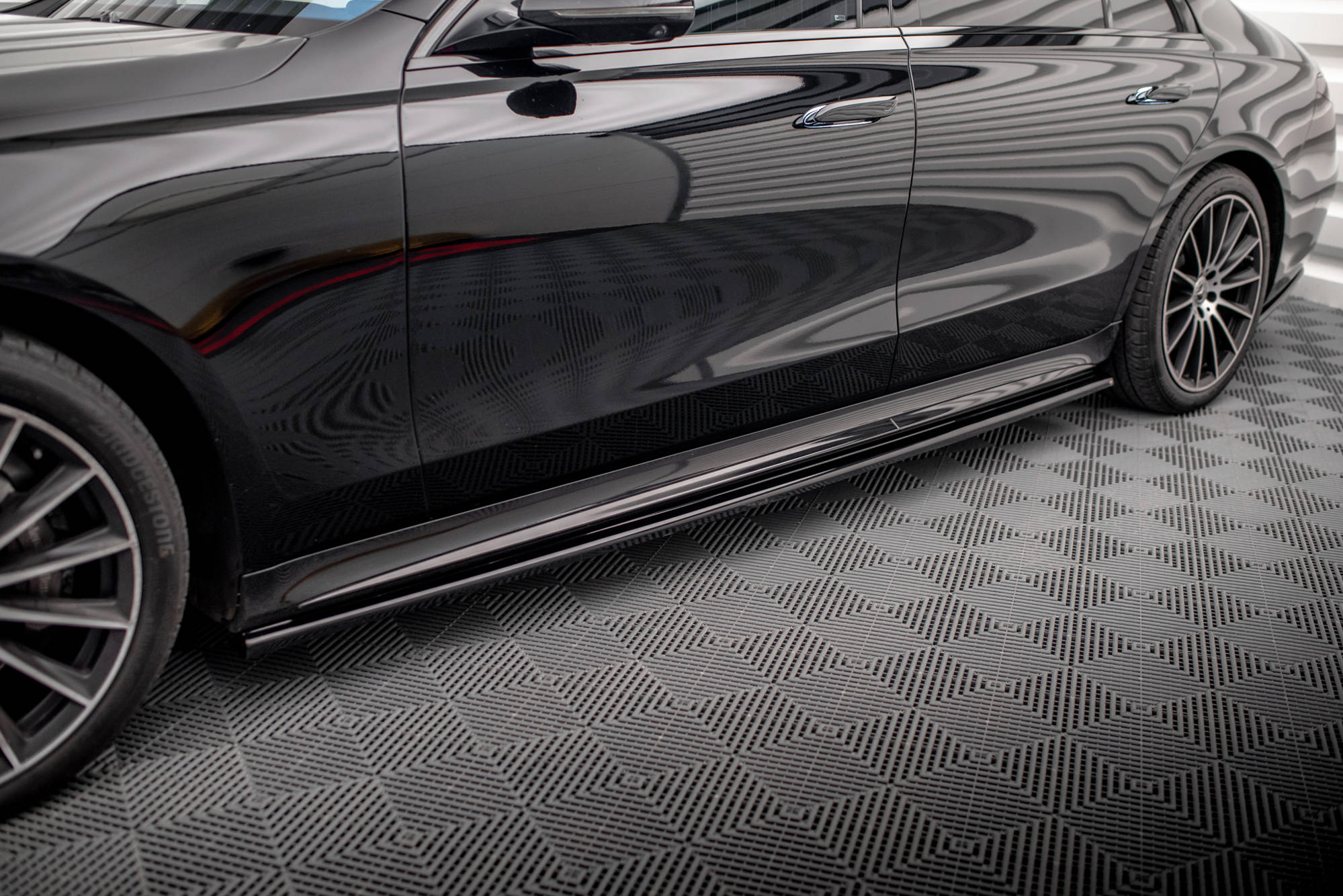 Sideskjørt Mercedes-Benz S Long AMG-Line V223