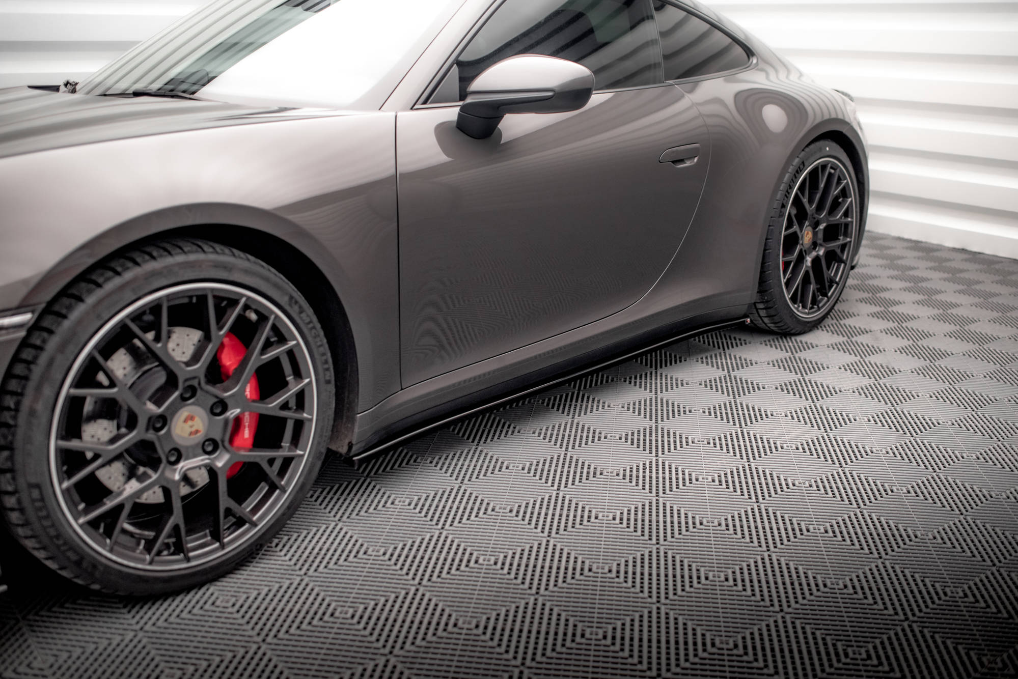 Sideskjørt Porsche 911 Carrera 4S 992