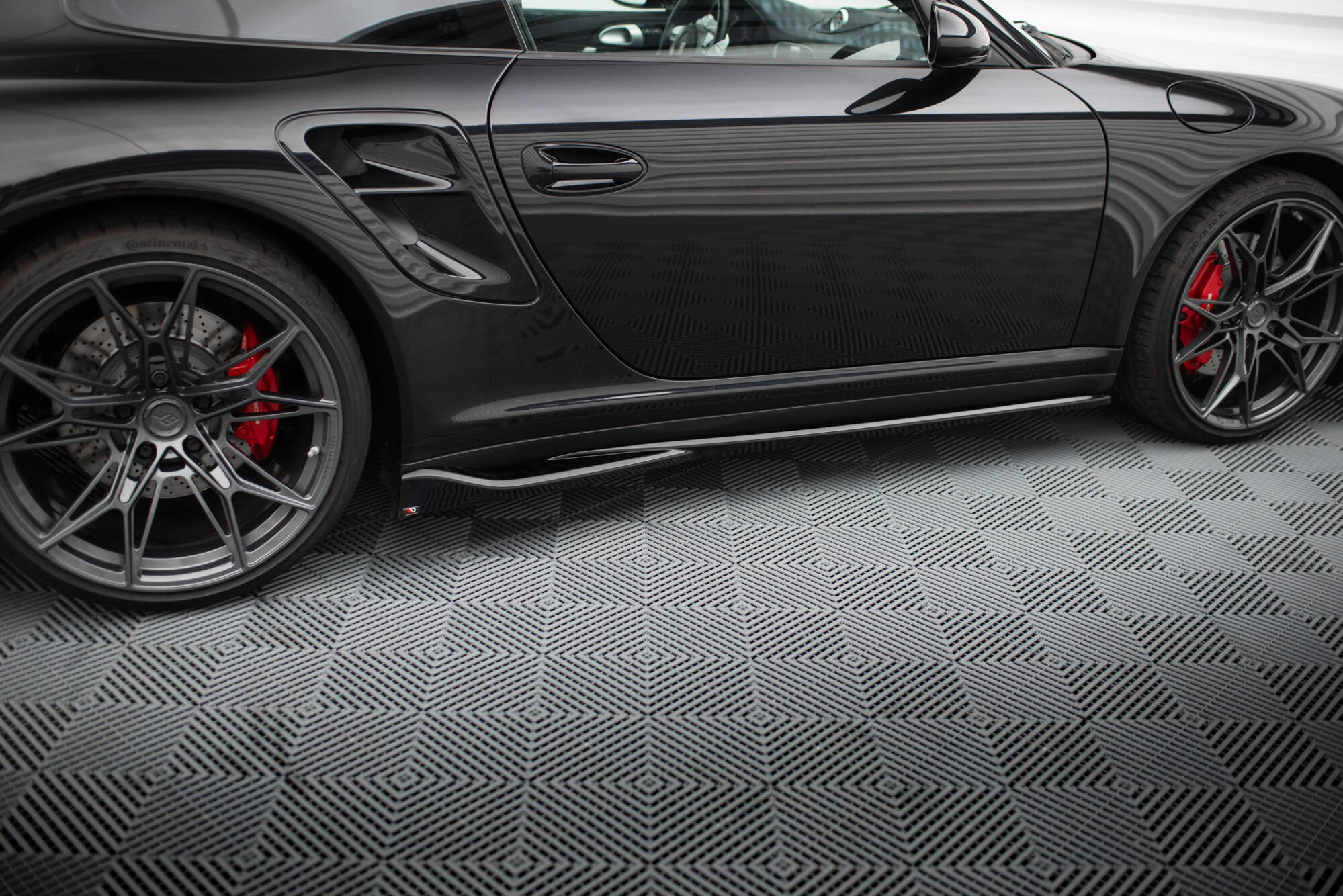 Sideskjørt Porsche 911 Turbo 997