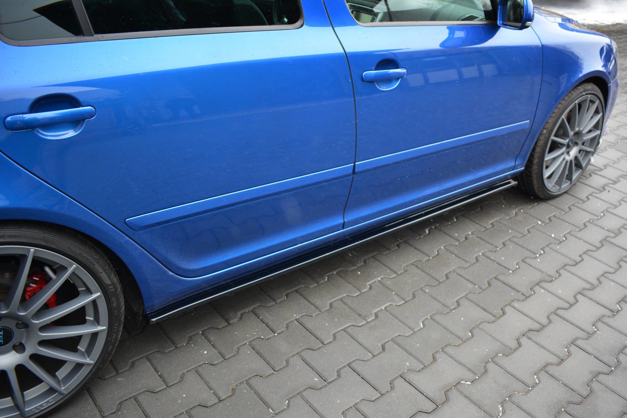 Sideskjørt Skoda Octavia RS Mk2 / Mk2 FL