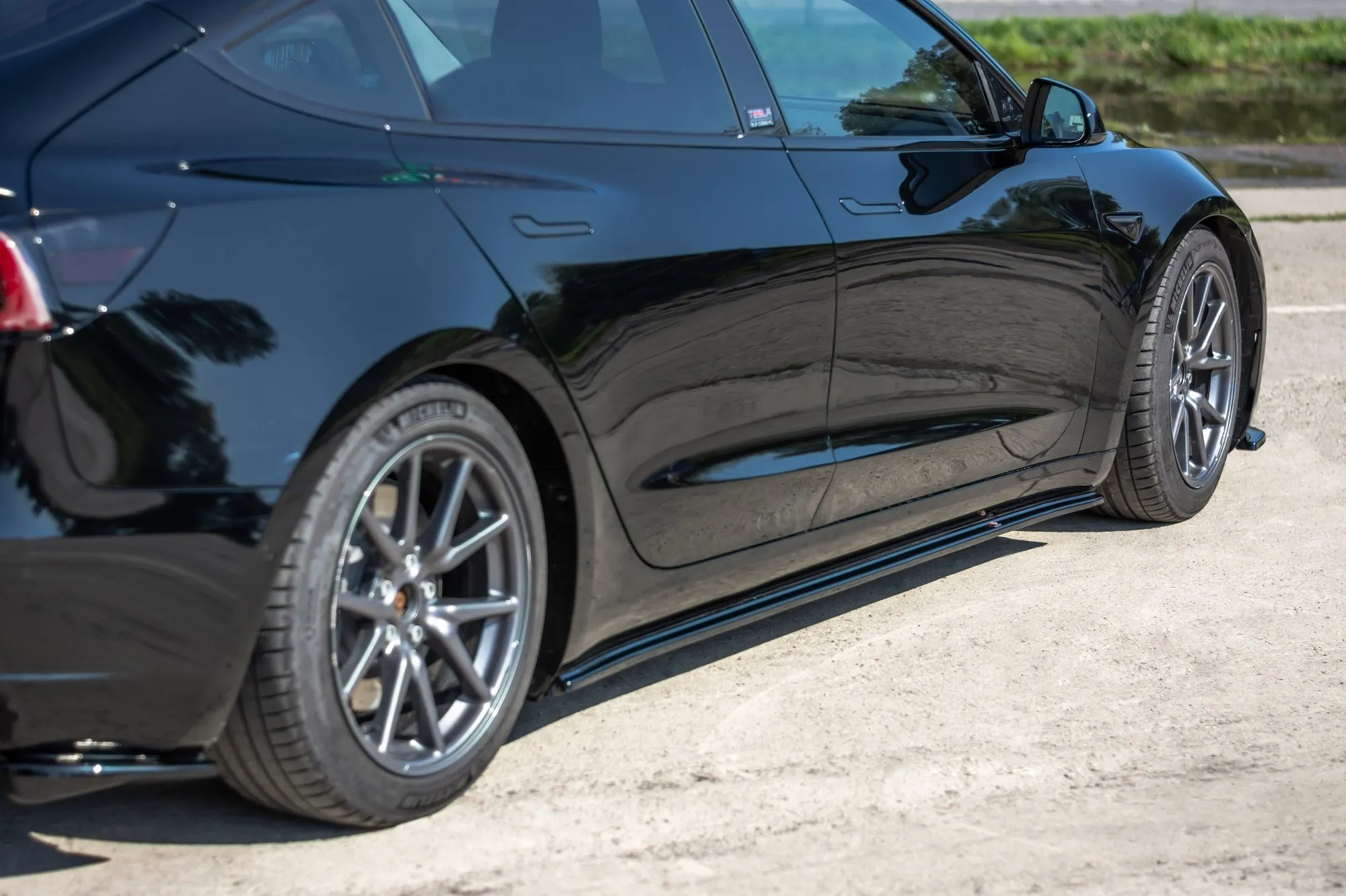 Sideskjørt Tesla Model 3 / Model 3 Performance Mk1 / Mk1 Facelift - Bilde 2