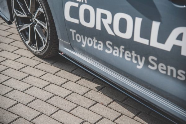 Sideskjørt Toyota Corolla XII Sedan