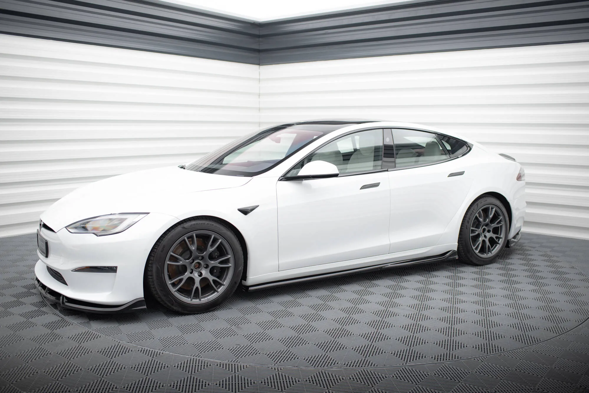 Sideskjørt V.1 Tesla Model S Plaid Mk1 Facelift - Bilde 2