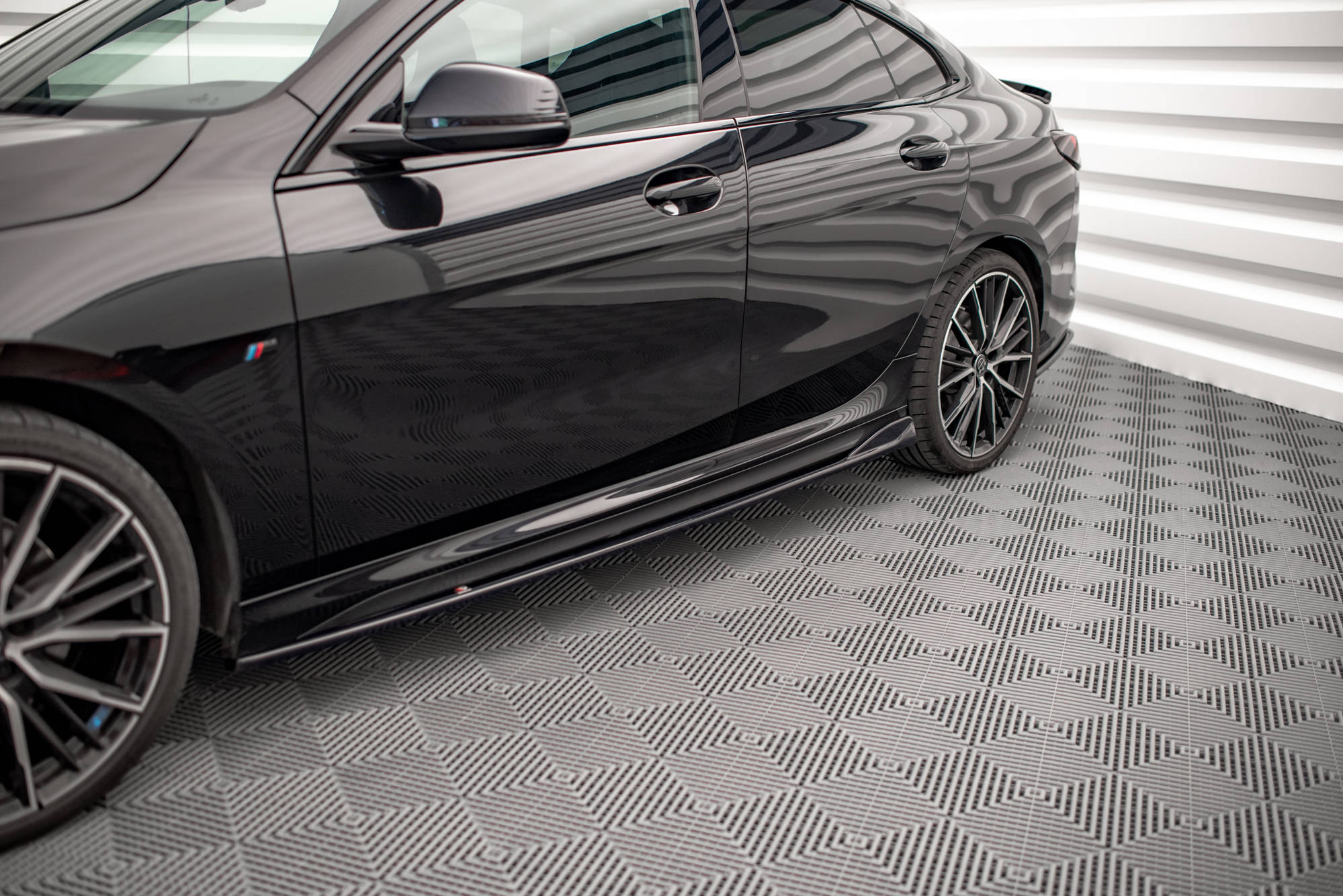 Sideskjørt V.2 BMW 2 Gran Coupe M-Pack / M235i F44