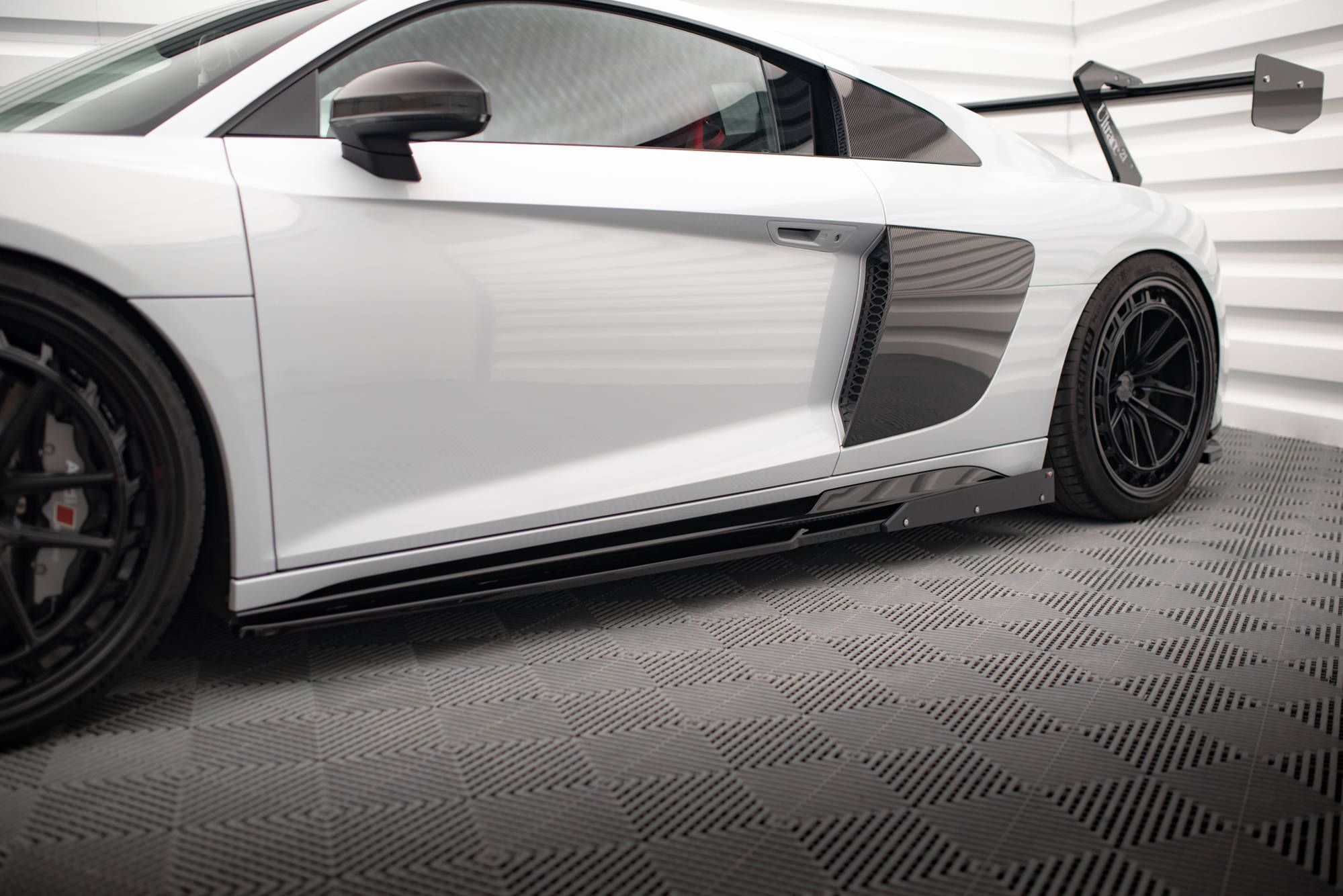 Sideskjørt V.2 Med Flaps Audi R8 Mk2 Facelift