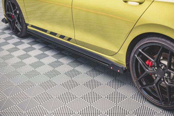Sideskjørt V.2 Med Flaps Volkswagen Golf GTI / GTE / GTI Clubsport / GTD / R-Line Mk8 - Bilde 8