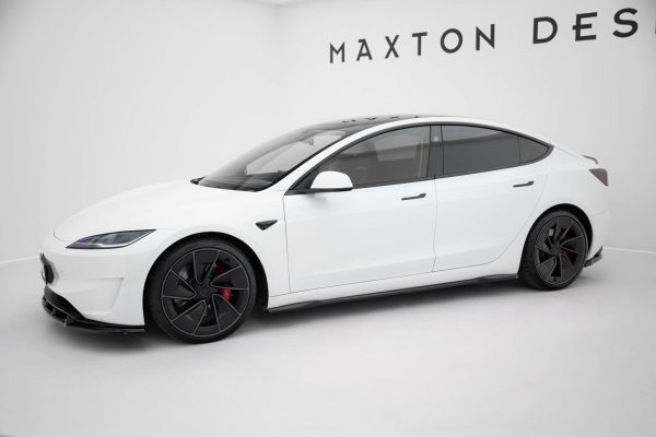 Sideskjørt V.2 Tesla Model 3 Performance Mk1 Facelift