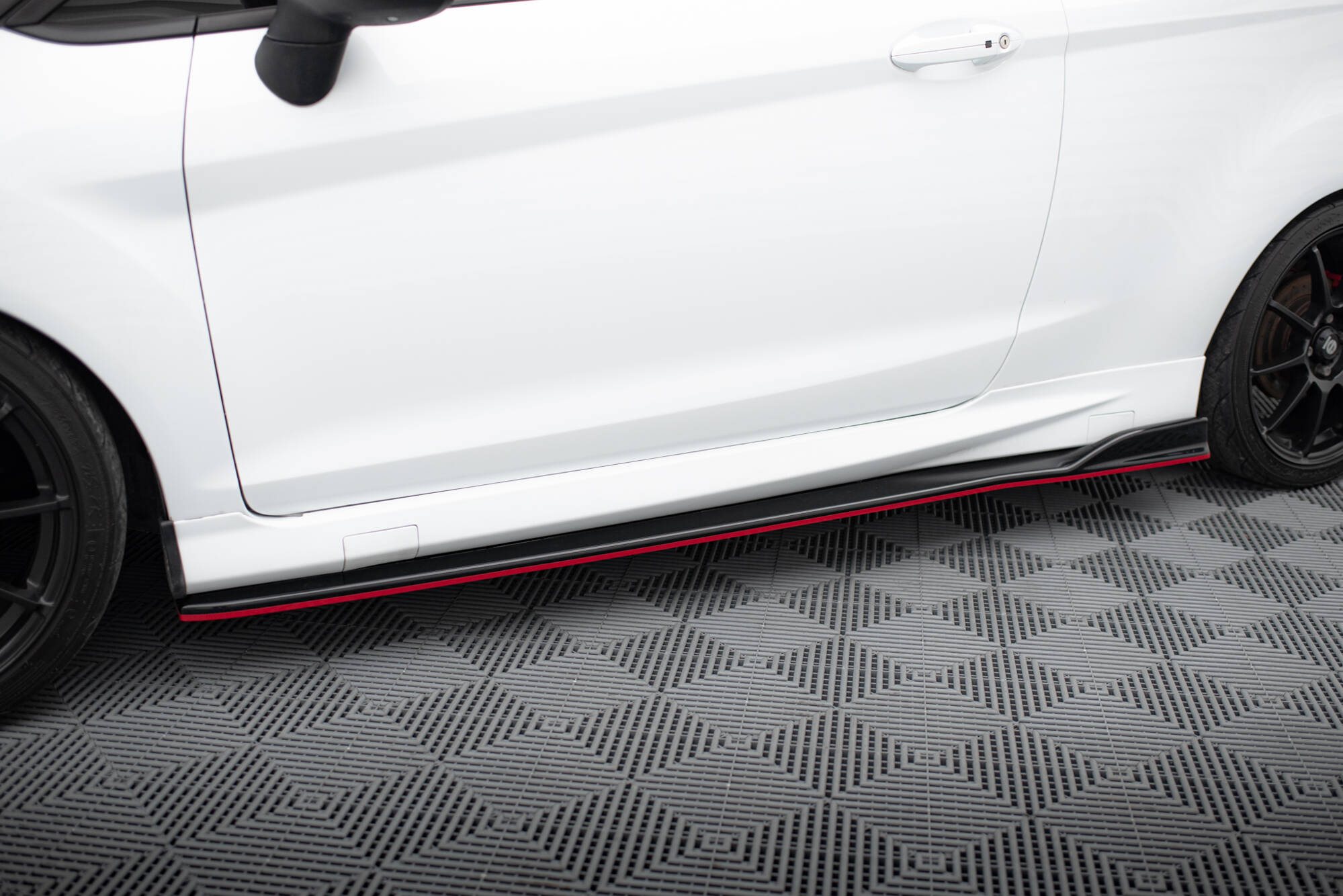 Sideskjørt V.3 Ford Fiesta ST / ST-Line Mk7