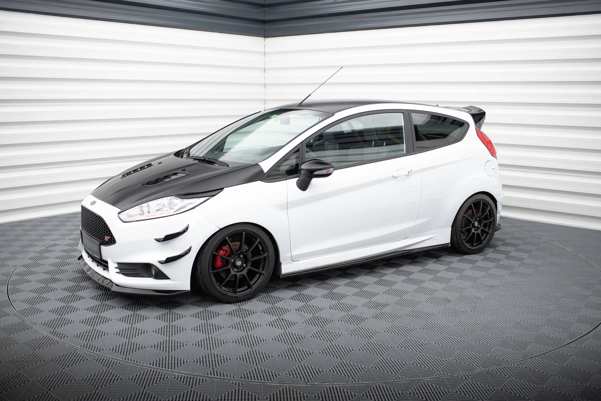 Sideskjørt V.4 Ford Fiesta ST / ST-Line Mk7 - Bilde 2
