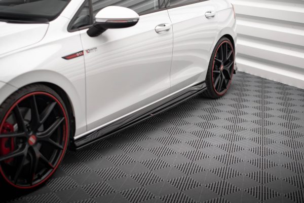 Sideskjørt V.4 Volkswagen Golf GTI / GTE / GTI Clubsport / GTD / R-Line Mk8