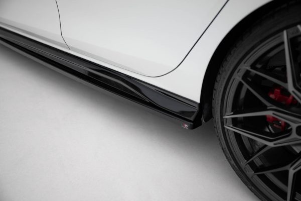 Sideskjørt V.4 Volkswagen Golf GTI / GTE / GTI Clubsport / GTD / R-Line Mk8