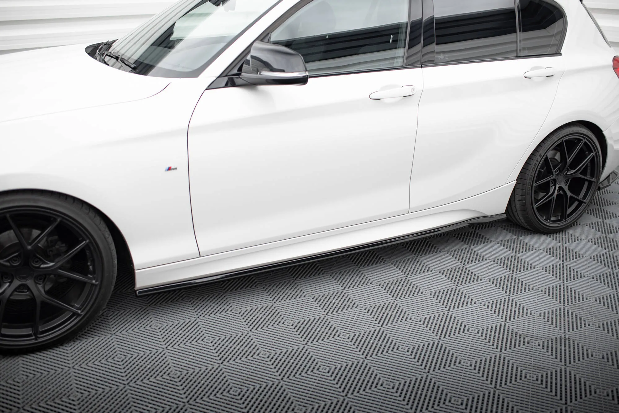 Sideskjørt V.5 BMW 1 M-Pack / M140i F20 Facelift