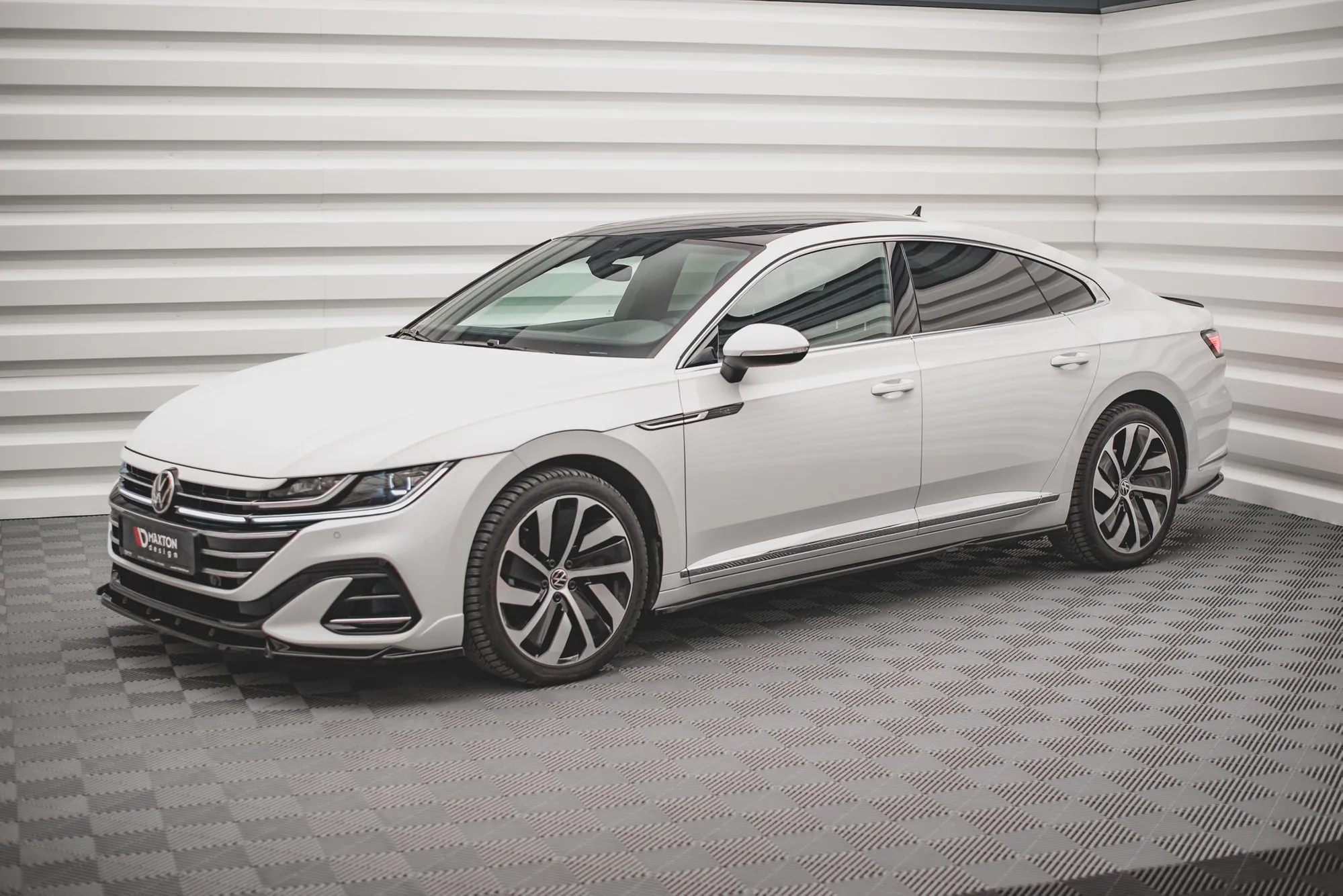Sideskjørt Volkswagen Arteon R/ R-Line Facelift - Bilde 2