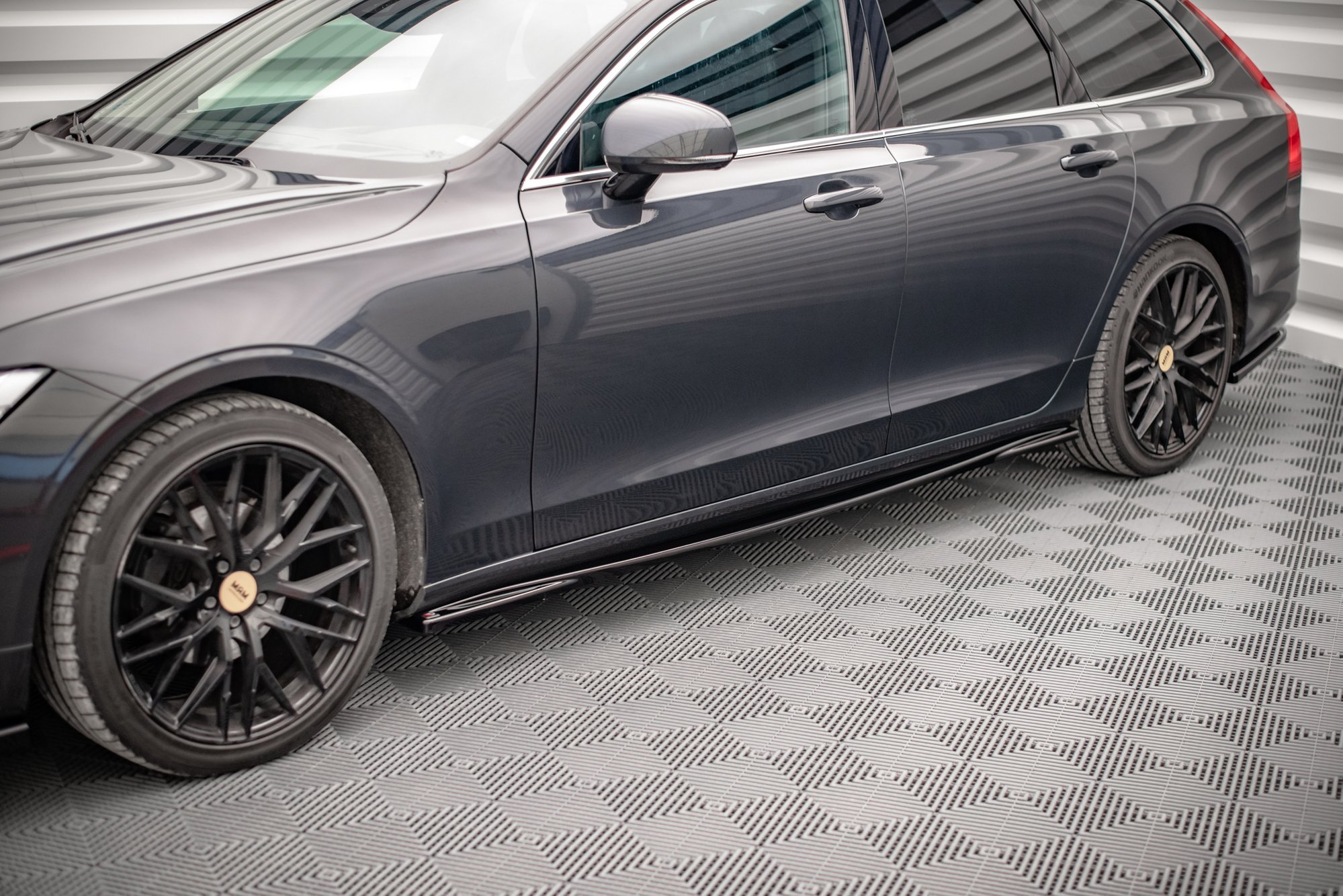 Sideskjørt Volvo V90 Mk2