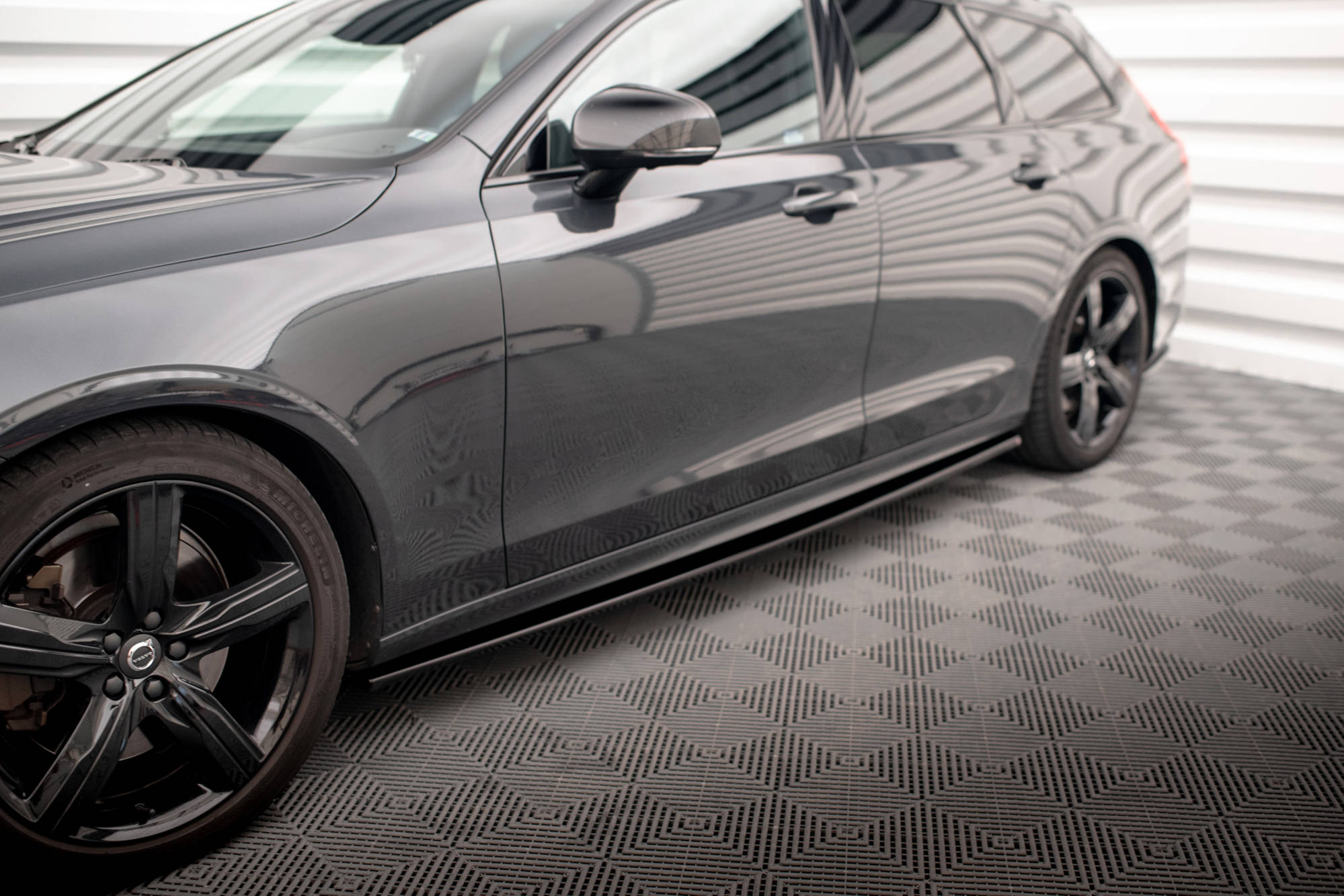 Sideskjørt Volvo V90 / S90 R-Design Mk2