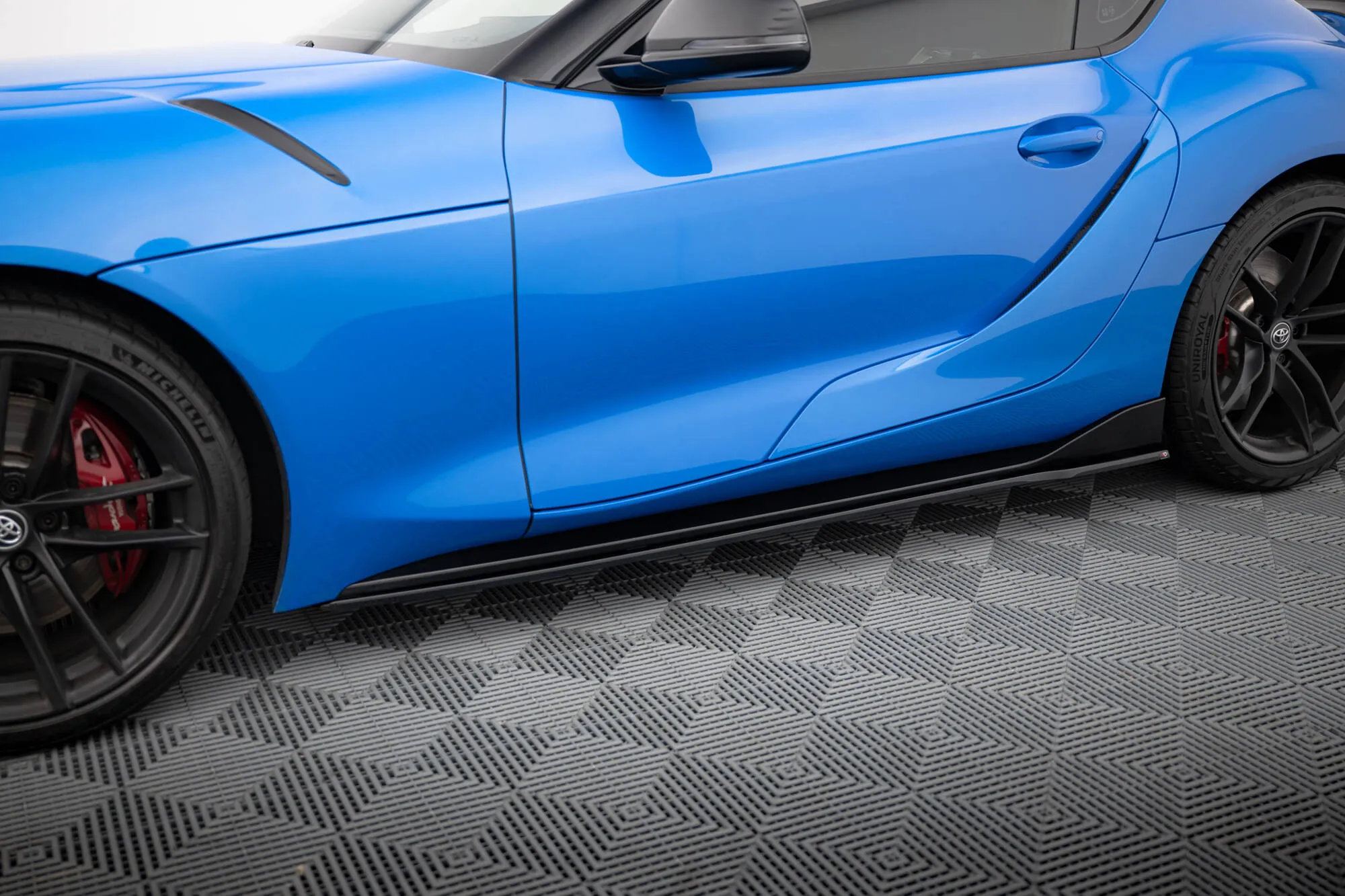 Sideskjørt V.2 Toyota Supra Mk5