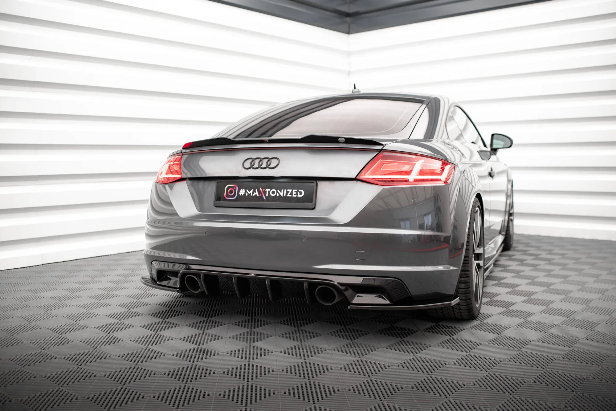 Spoiler Cap Audi TT S / S-Line 8S - Bilde 3