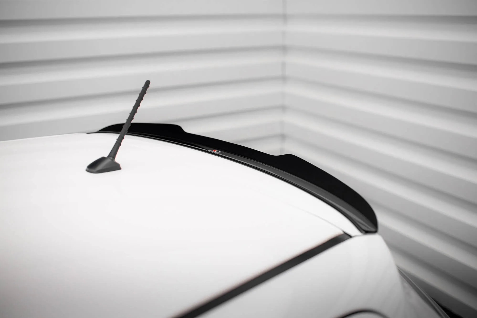 Spoiler Cap Toyota Yaris Mk3 Facelift - Bilde 3