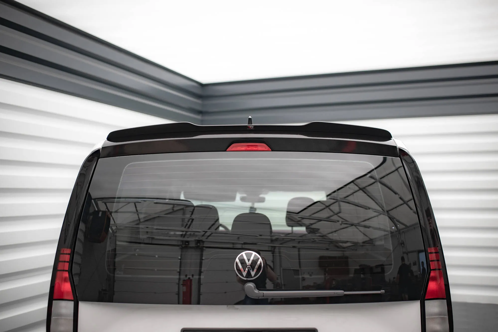 Spoiler Cap Volkswagen Caddy Mk5 - Bilde 3
