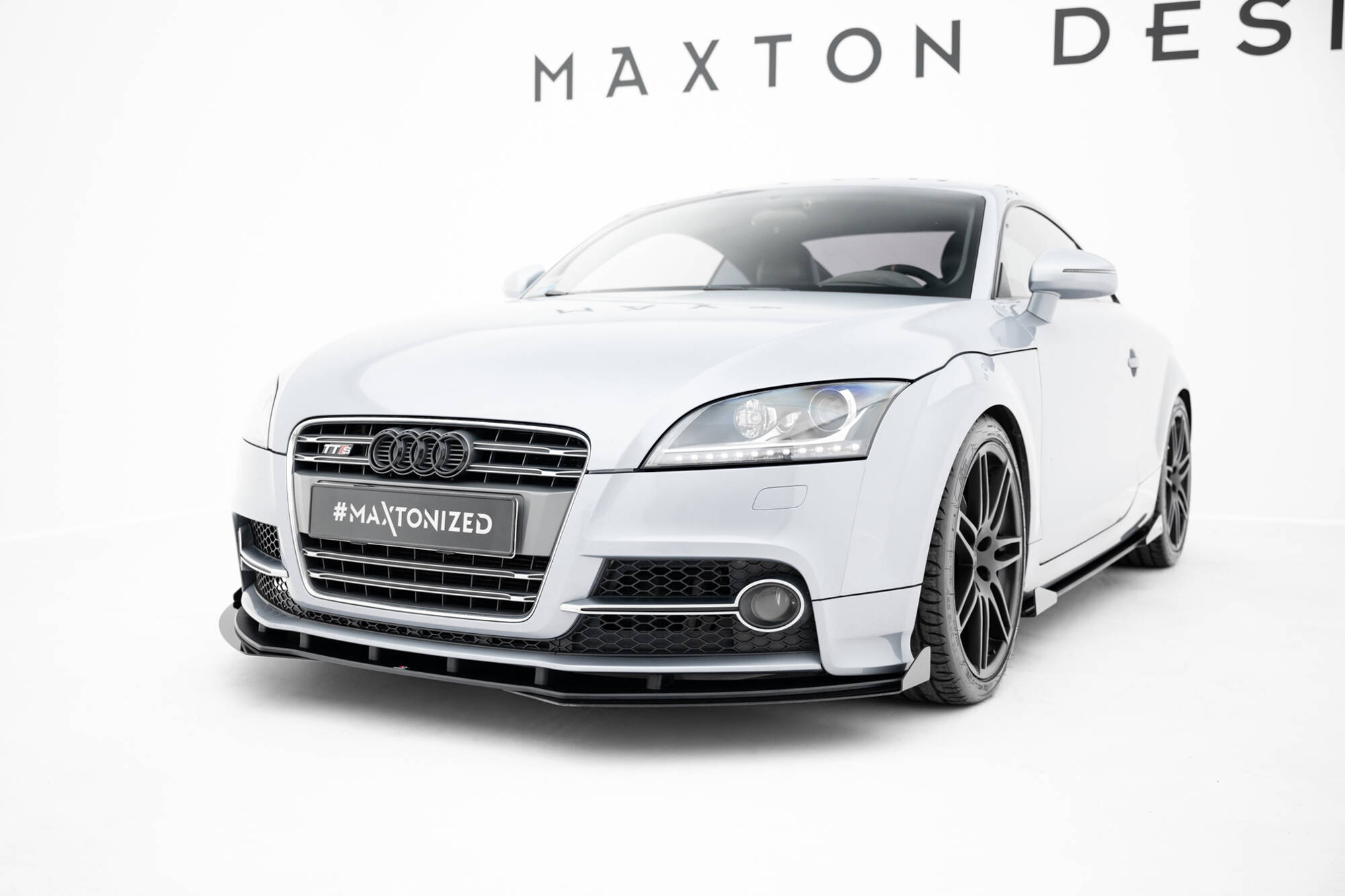 Frontleppe Street Pro Med Flaps Audi TT S / TT S-Line 8J Facelift