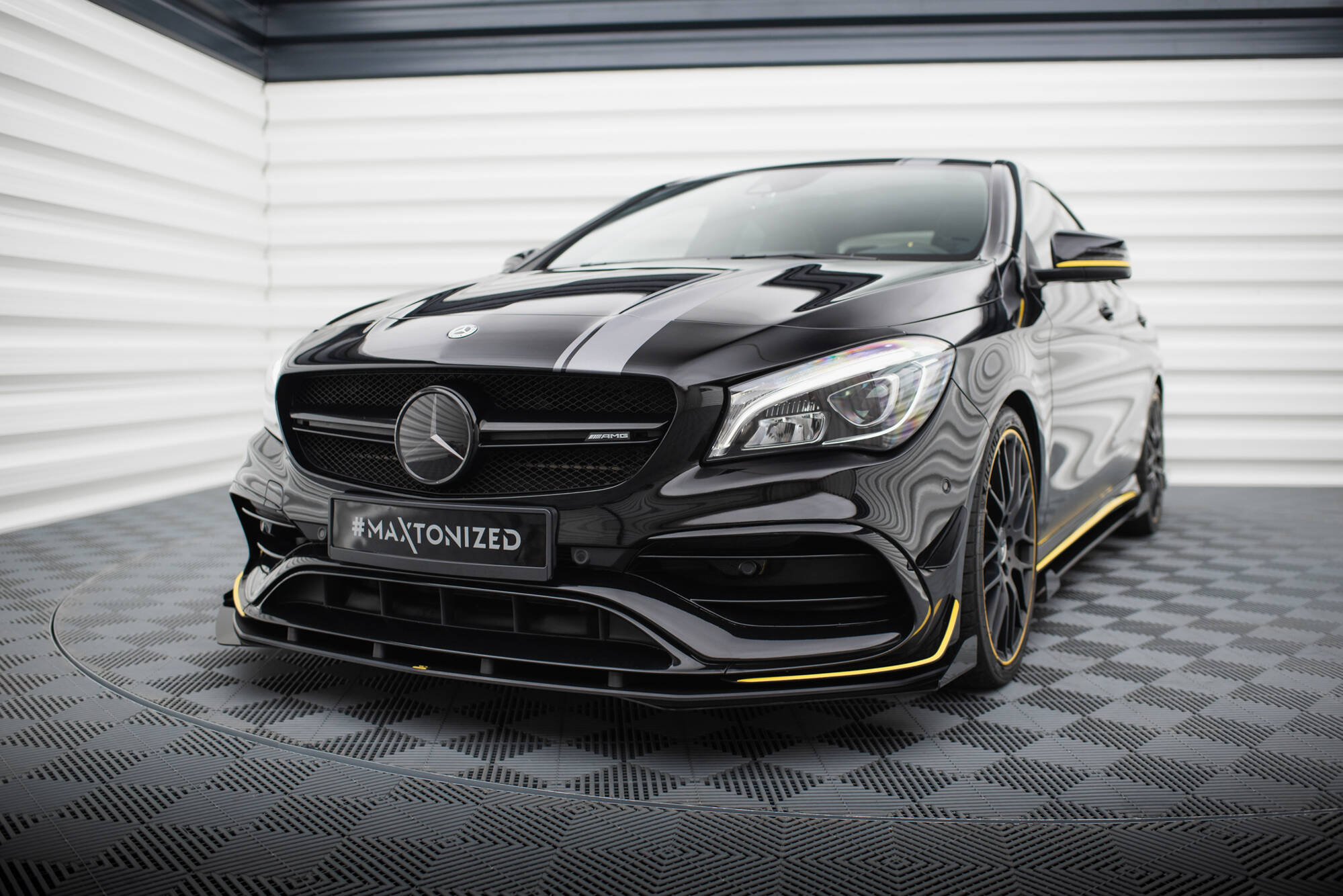 Frontleppe Street Pro Med Flaps Mercedes-AMG CLA 45 Aero C117 Facelift