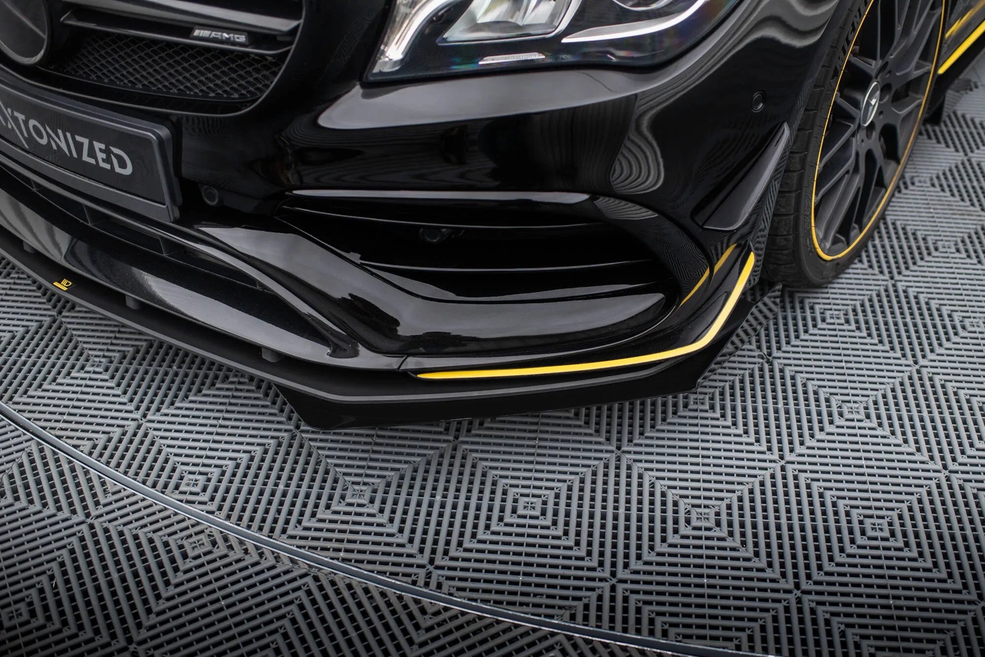 Frontleppe Street Pro Med Flaps Mercedes-AMG CLA 45 Aero C117 Facelift - Bilde 3