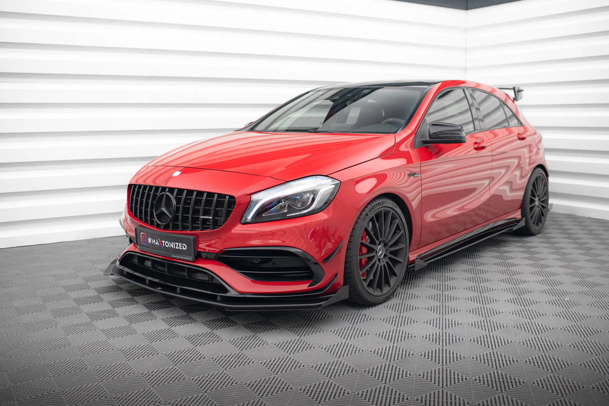 Frontleppe Street Pro Med Flaps Mercedes-Benz A 45 AMG Aero W176 Facelift - Bilde 5