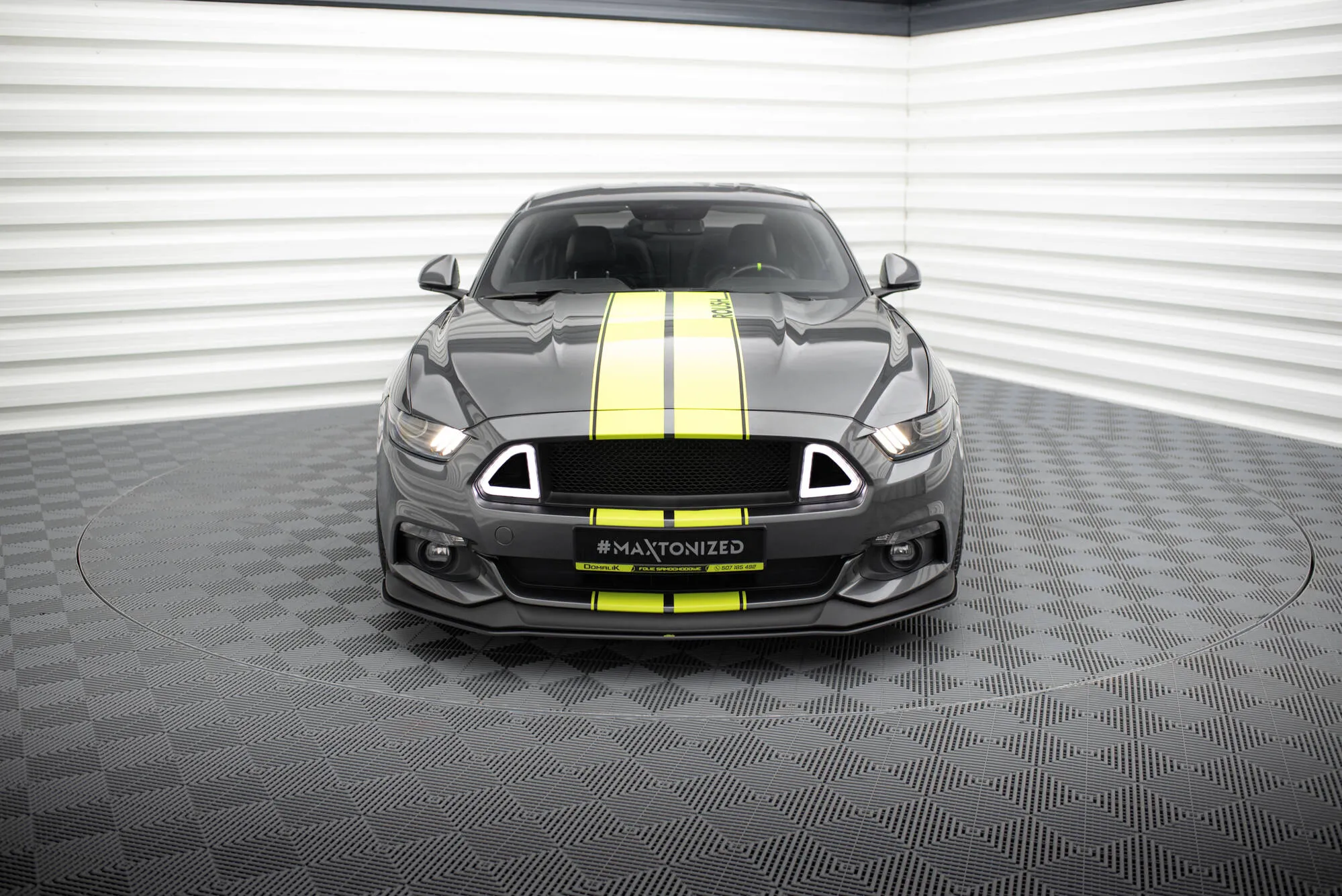 Frontleppe Street Pro Ford Mustang GT Mk6 - Bilde 2