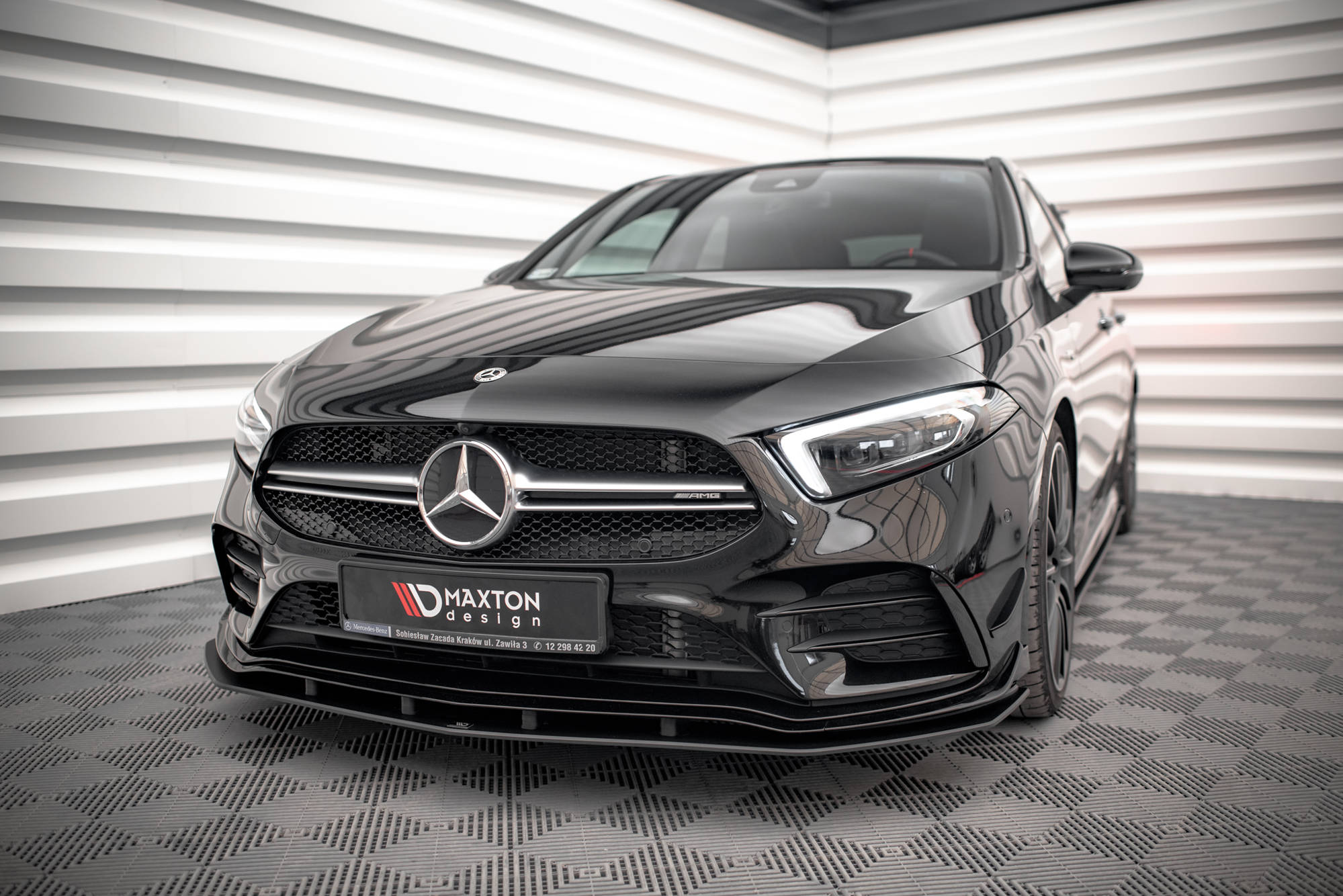 Frontleppe Street Pro Mercedes A35 AMG / AMG-Line Aero Pack W177