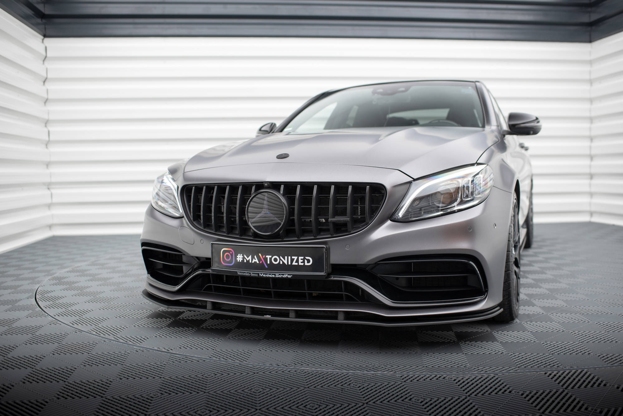 Frontleppe Street Pro Mercedes-AMG C63 Sedan / Estate W205 Facelift