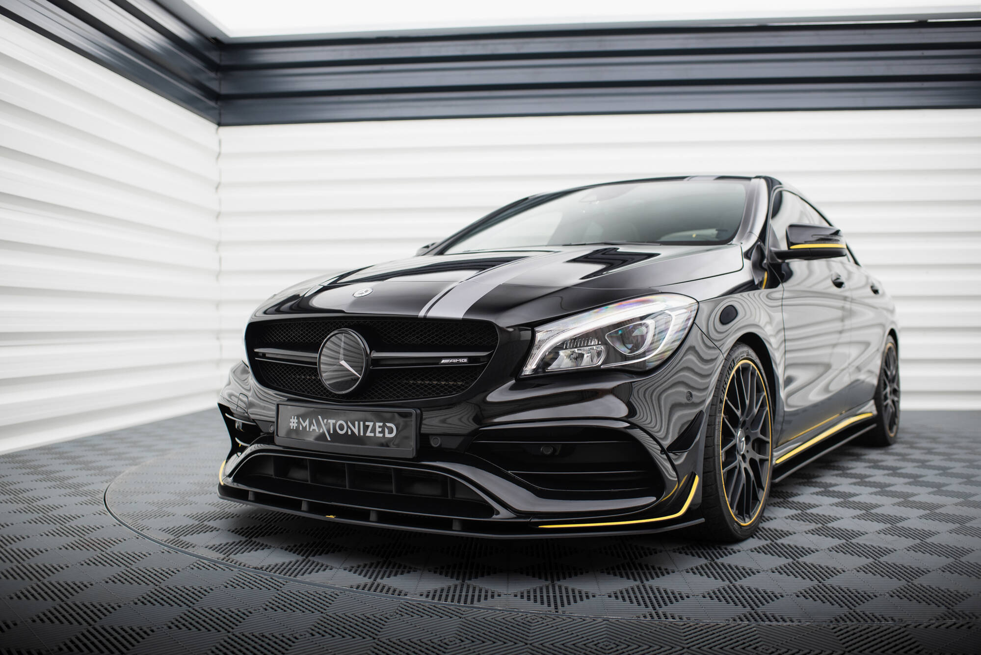Frontleppe Street Pro Mercedes-AMG CLA 45 Aero C117 Facelift