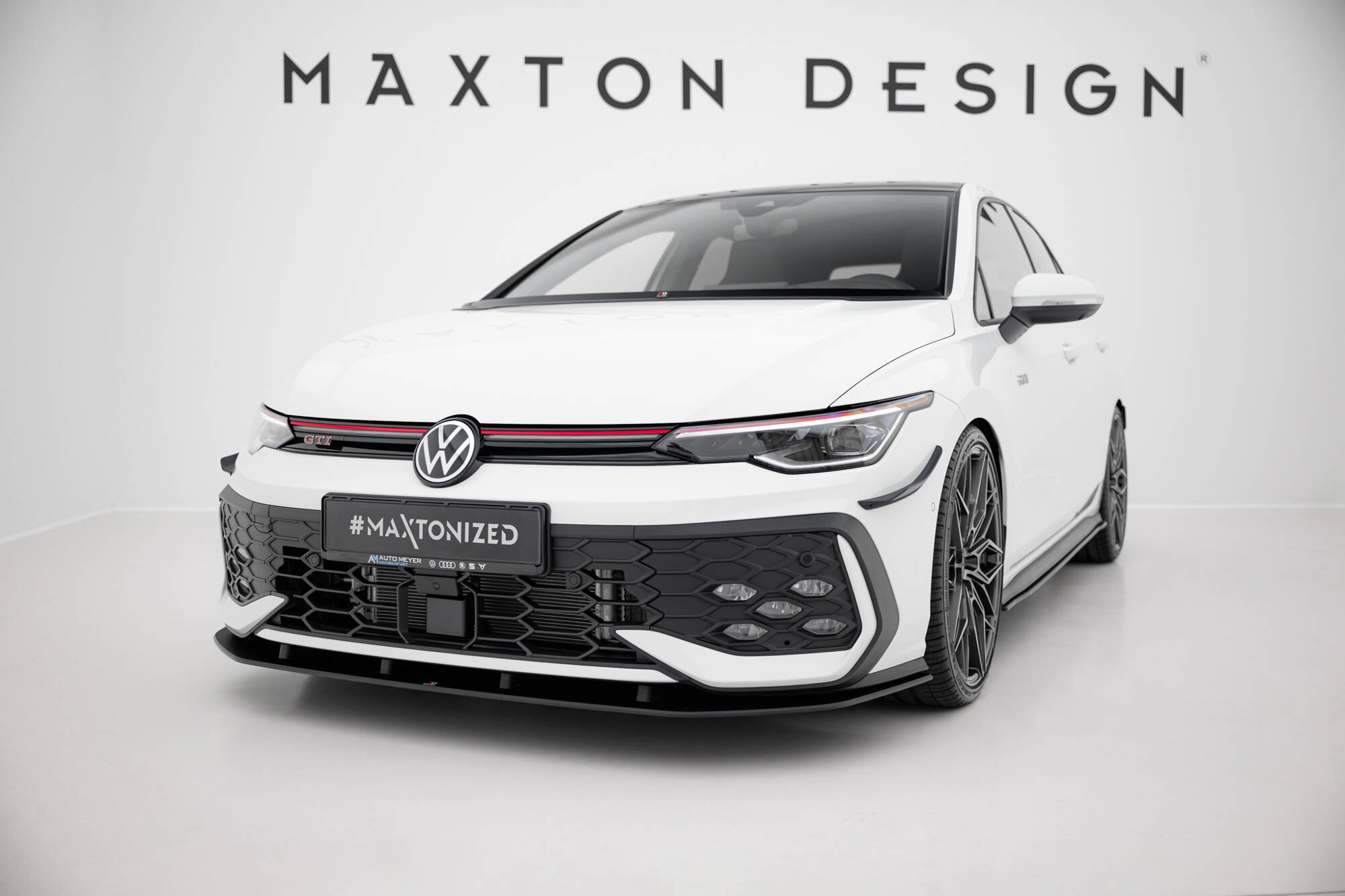 Frontleppe Street Pro Volkswagen Golf GTI / GTE / R-Line Mk8 Facelift