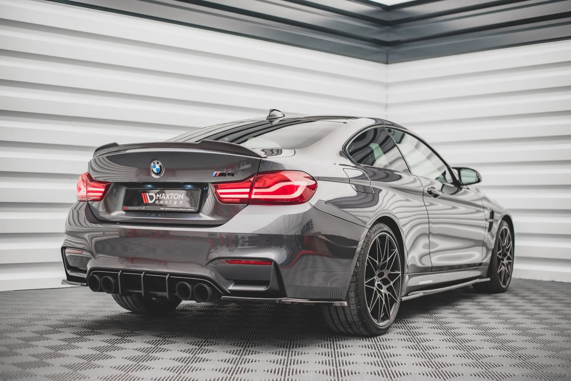 Diffuser Street Pro BMW M4 F82