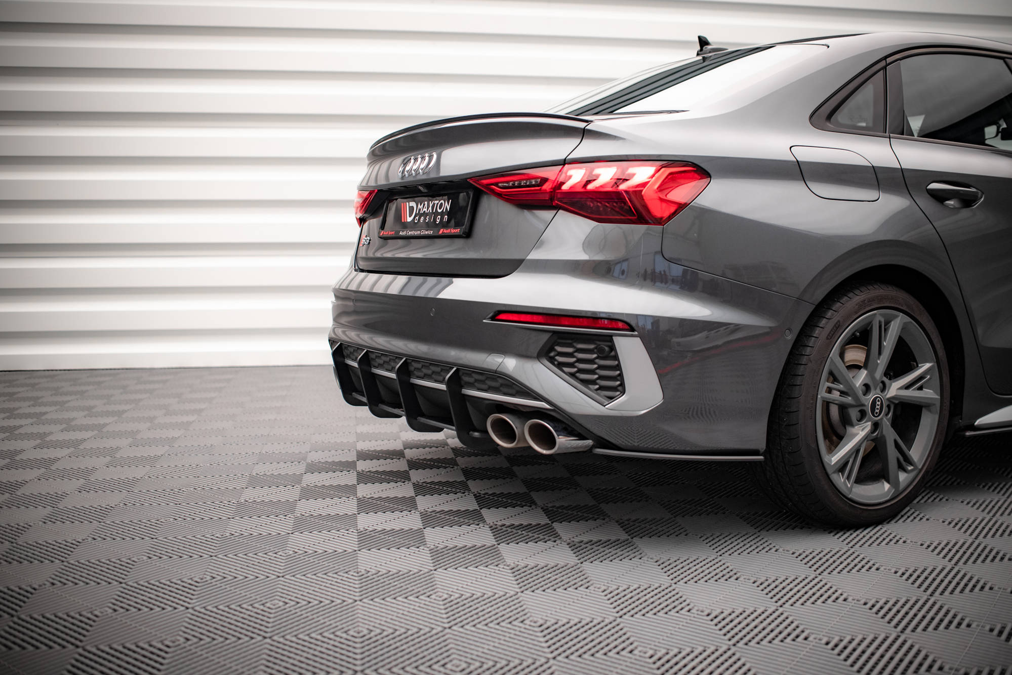 Bakre Flaps Street Pro Audi S3 Sedan 8Y