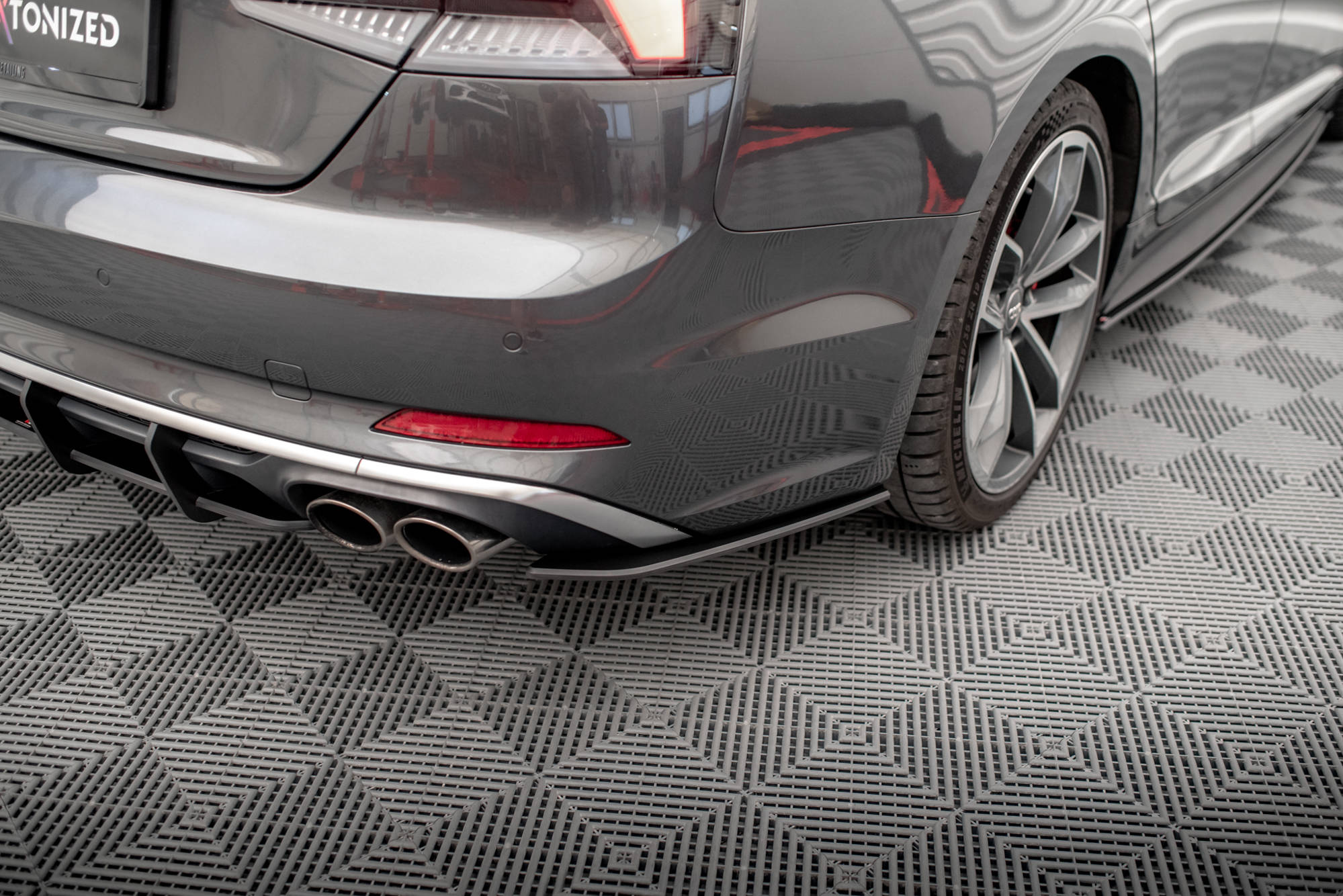 Bakre Flaps Street Pro Audi S5 Sportback F5
