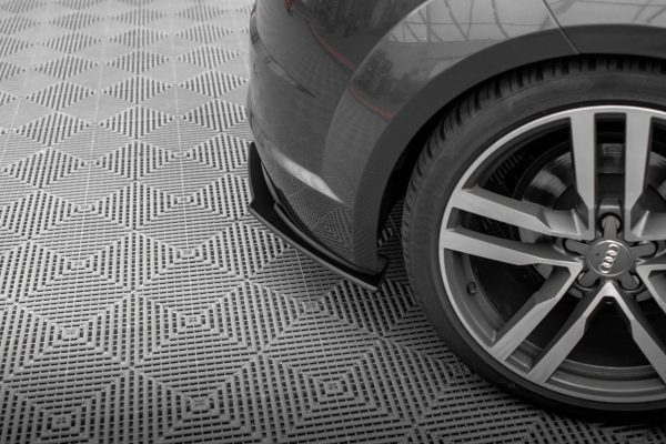 Bakre Flaps Street Pro Audi TT S-Line 8S
