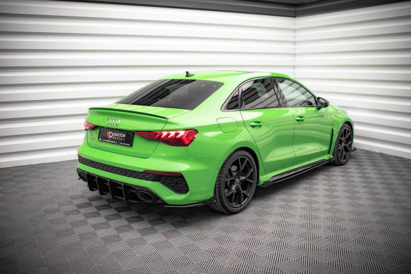 Bakre Flaps Street Pro Med Flaps Audi RS3 Sedan 8Y